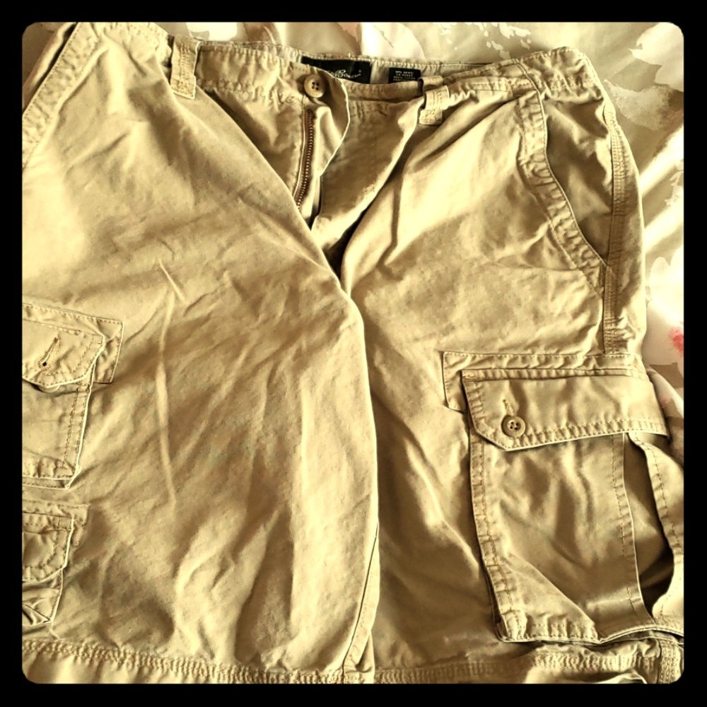 Khaki shorts